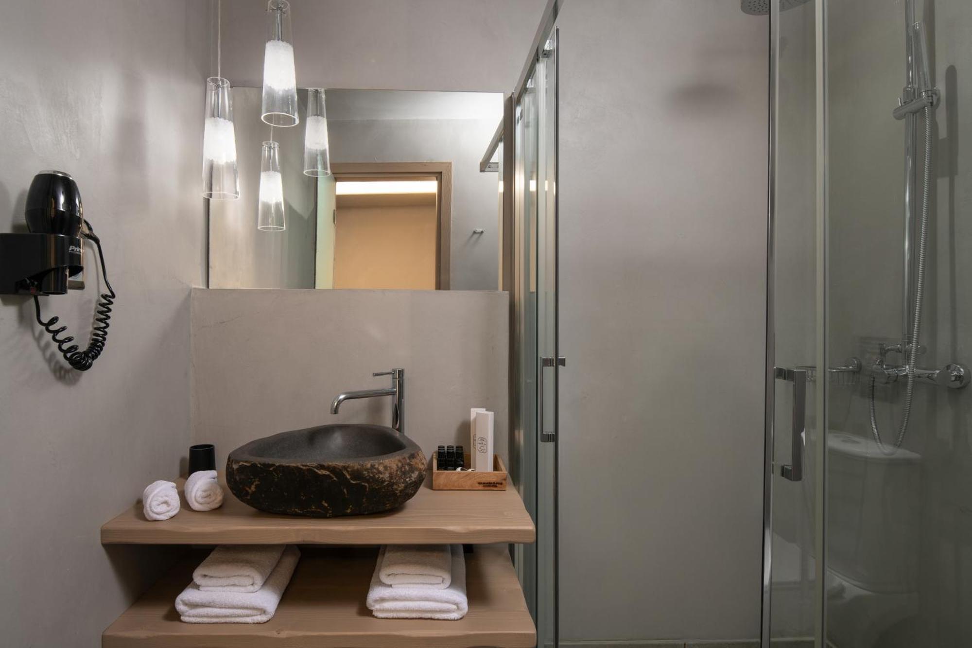 Evora Luxury Suites Mega Chorio Extérieur photo